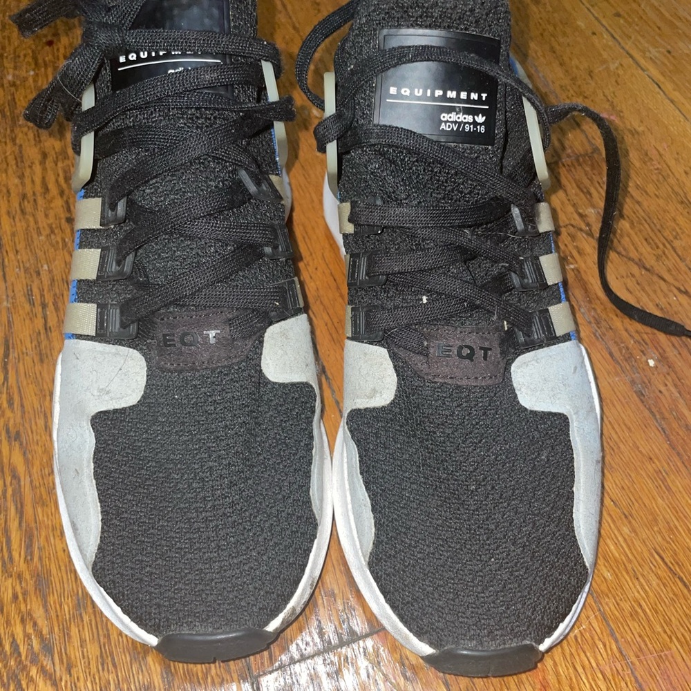 Nike Women equipment sneakers